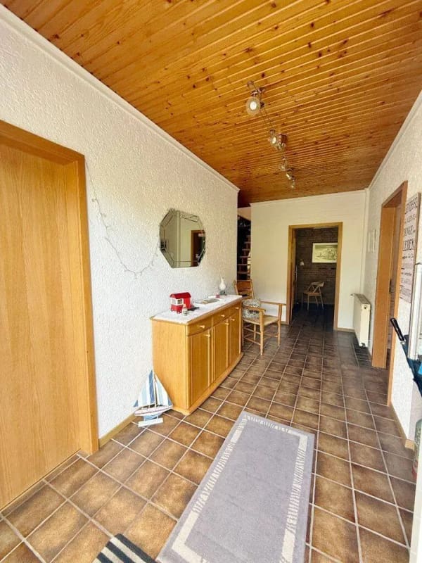 Immobilie in Stuhr - Familienidyll am See: Großzügiges Haus mit Garten - Bild 1