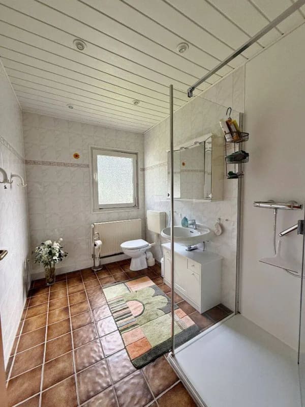Immobilie in Stuhr - Familienidyll am See: Großzügiges Haus mit Garten - Bild 4