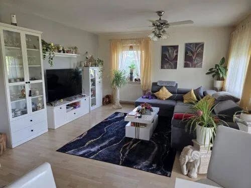 Immobilie in Ochsenfurt - 3-Zimmer-Eigentumswohnung mit herrlichem Ausblick in 97199 Ochsenfurt Westsiedlung (ID 10712) - Bild 1