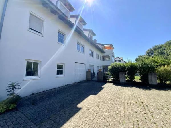 Immobilie in Lauben - Großzügiges Wohnen mit Blick ins Grüne! - Bild 2