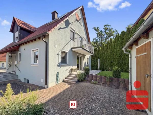 Immobilie in Obernbreit - Familienhaus mit Charakter und viel Platz! - Bild 0