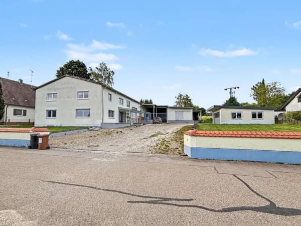 Immobilie in Haunsheim - Wohnhaus mit gewerblicher Einheit und viel Potenzial in Haunsheim - Bild 0