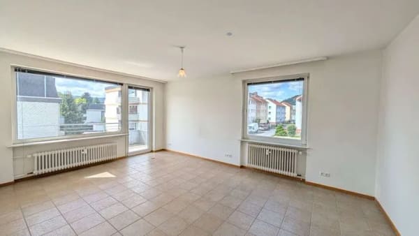 Immobilie in Hann. Münden - [Bereich Hinter der Blume] Toll geschnittene 3-Zimmerwohnung mit überdachtem Balkon - Bild 2