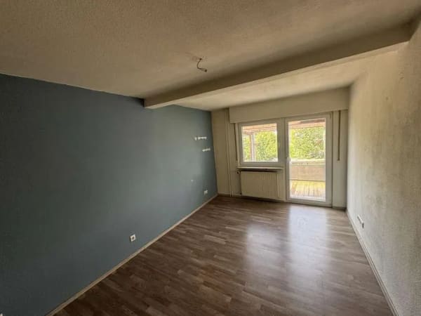 Immobilie in Neuffen - Teilrenoviertes 2-Familienhaus mit Charme - Bild 1