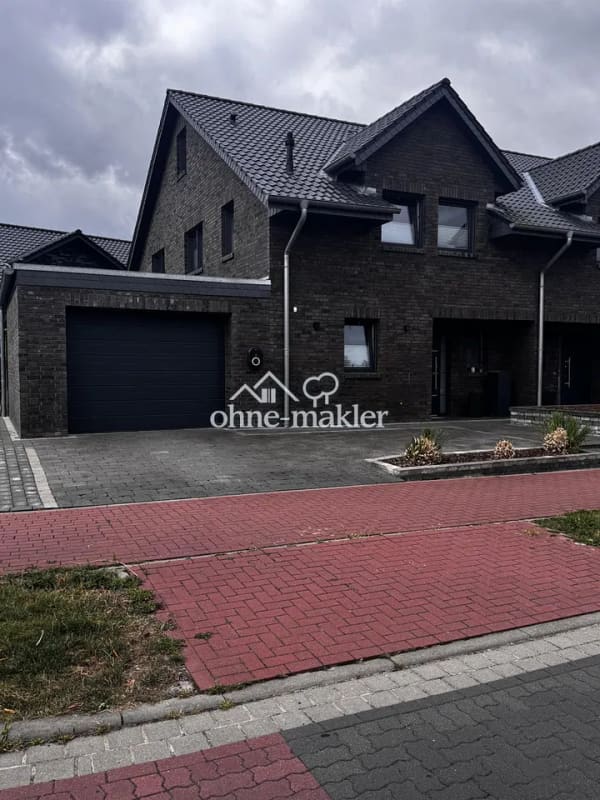 Immobilie in Burweg - Moderne Doppelhaushälfte mit beheizter Garage, hochwertige Ausstattung mit Top-Energiewert - Bild 0