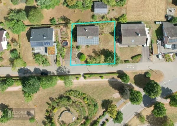 Immobilie in Loßburg - Freistehendes EFH in Loßburg – sonniges Grundstück und naturnahe Ortsrandlage - Bild 1