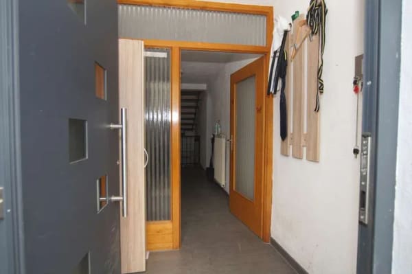 Immobilie in Velburg - Wohnhaus mit viel Platz und Gestaltungsspielraum - Bild 1