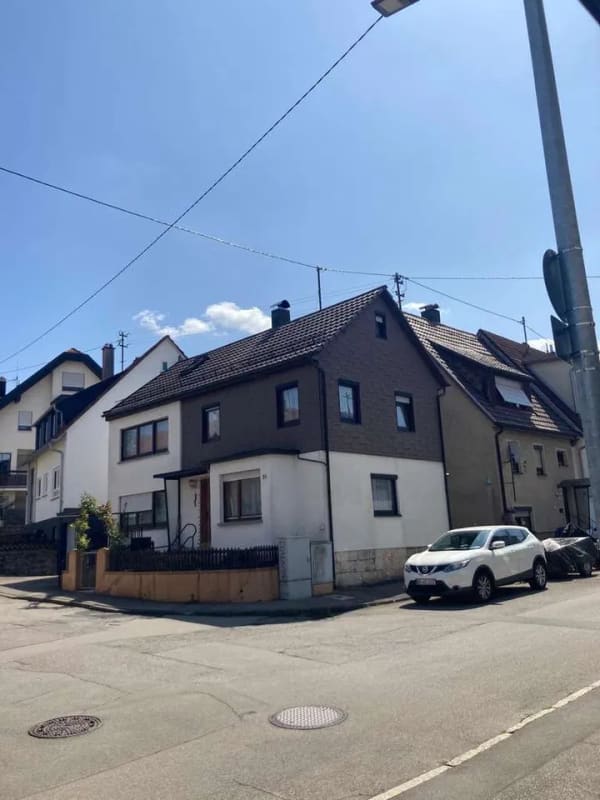 Immobilie in Steinenbronn - Älteres freistehendes  Einfamilienhaus 123  qm Wlf.  + 1 Stellpl. sonnige  Lage. Steinenbronn (BB) - Bild 3