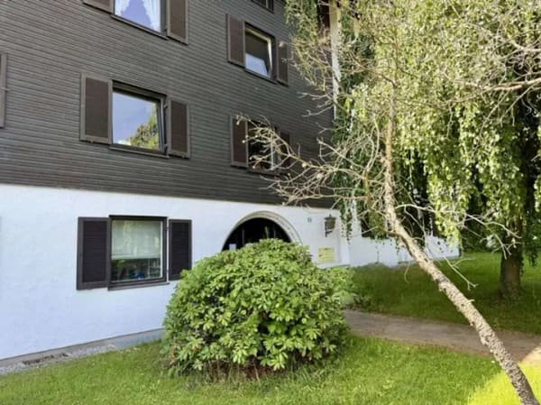 Immobilie in Murnau am Staffelsee - Murnau: großzügige 3-Zimmer-Dachgeschosswohnung mit Balkon - Bild 2