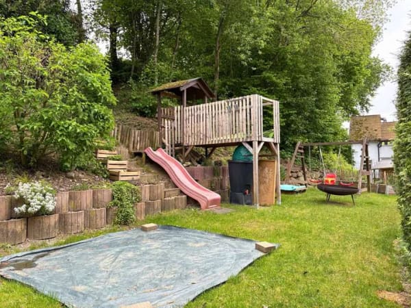 Immobilie in Neukirch - 5-Zimmer-Wohnung mit Garten und Stellplätzen in idyllischer Lage - Bild 1