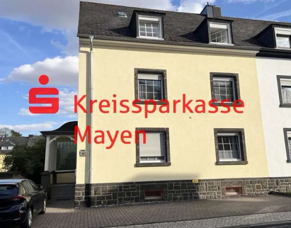 Immobilie in Mayen - Attraktives 3-Familienhaus mit Garten u. 3 Stellplätzen in ruhiger Wohnlage - Bild 0