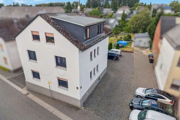 Immobilie in Rettert - Gepflegtes Mehrfamilienhaus mit vier Wohneinheiten und zusätzlichem Entwicklungspotenzial! - Bild 0