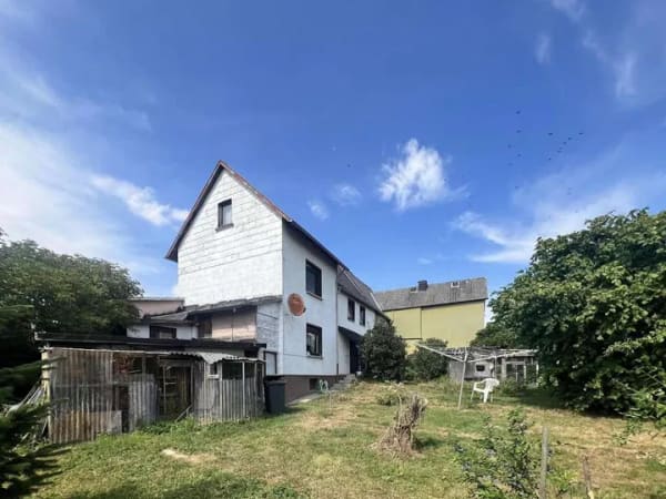 Immobilie in Schönborn - Für Visionäre und Handwerker: Haus mit traumhaftem Garten - Bild 3