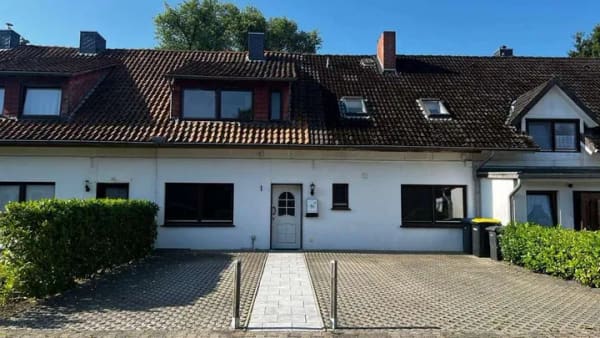 Immobilie in Adendorf - Erdgeschosswohnung mit großem Garten zur Selbstnutzung oder als Kapitalanlage - Bild 2