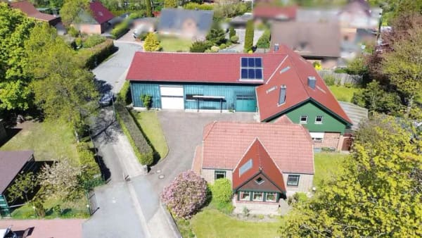 Immobilie in Fockbek - Seltene Gelegenheit: Einfamilienhaus mit Halle zentral in Fockbek / Ideal für Handwerk und Gewerbe - Bild 1
