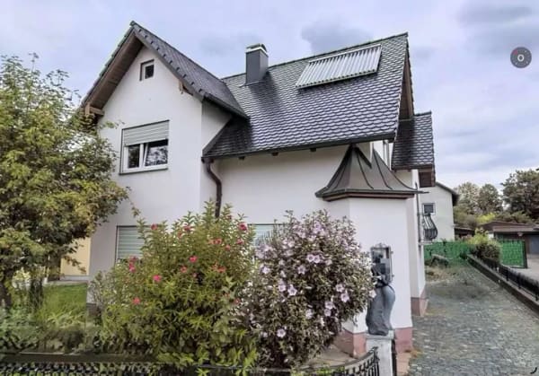 Immobilie in Offingen - Zentrales Wohnglück in Offingen - Freistehendes EFH mit XXL-Terrasse! VB! - Bild 0