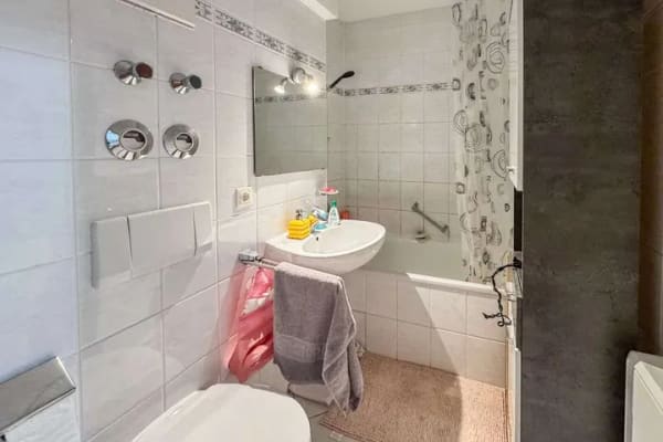 Immobilie in Mühlenbecker Land - Vermietete 1-Zimmer Wohnung mit großem Balkon & Tiefgaragenstellplatz in Schönfließ - Bild 4