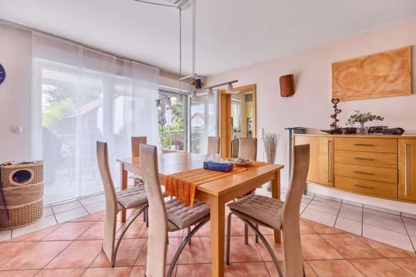 Immobilie in Freinsheim - Schöne 4 Zimmer Maisonette-Wohnung mit zusatzräumen, Garage und Stellplatz - Bild 1