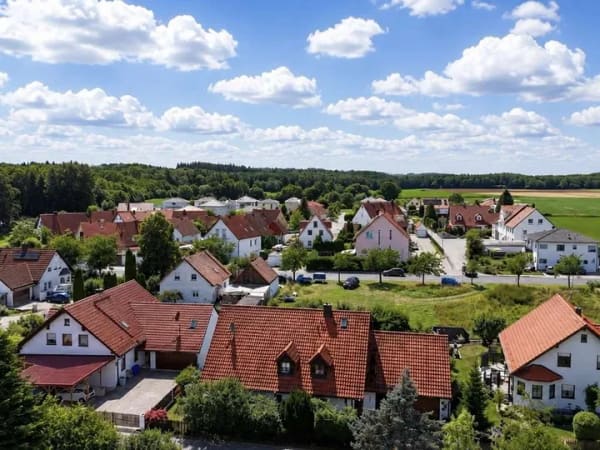 Immobilie in Althegnenberg - Wohnen mit Weitblick und großem Garten - Bild 2