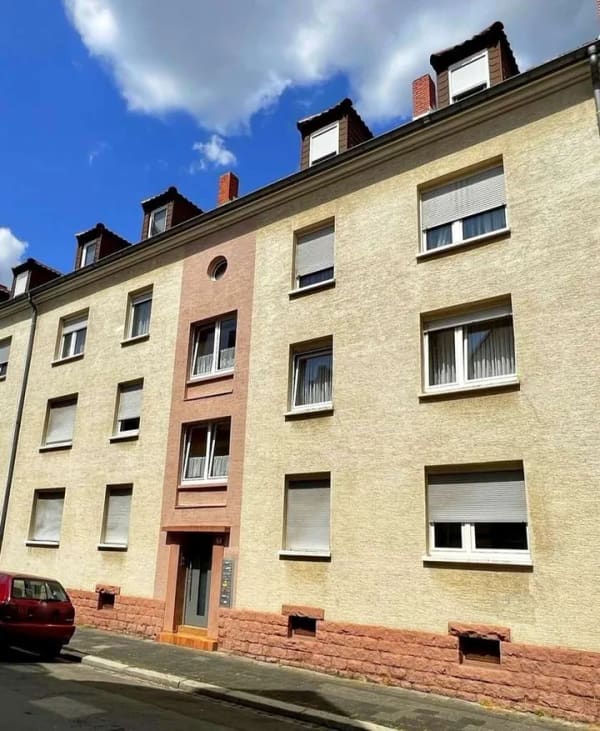 Immobilie in Kaiserslautern - KL-Ost: Eigentumswohnung mit 2 Zimmern, Küche, Bad und Garage - Bild 0