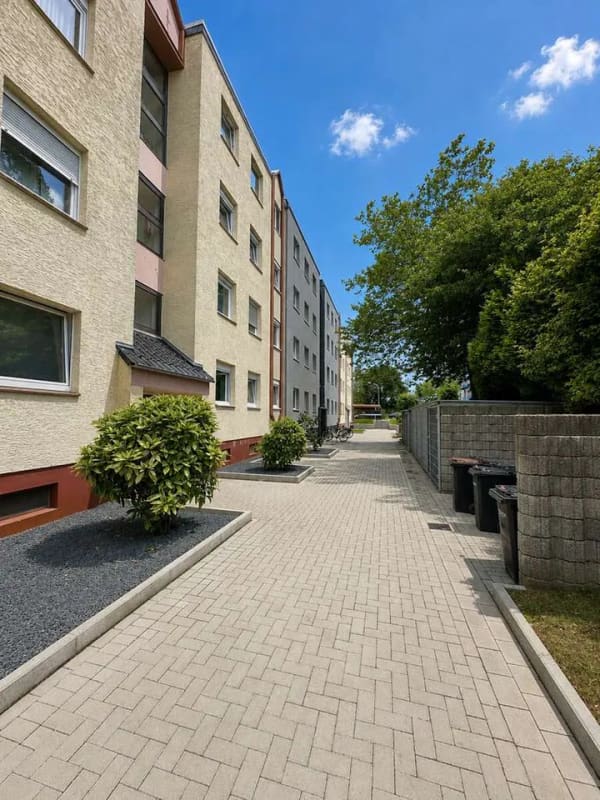 Immobilie in Geilenkirchen - Eigennutz oder Kapitalanlage: 
Gepflegte Eigentumswohnung mit Loggia und Stellplatz in Geilenkirche - Bild 0
