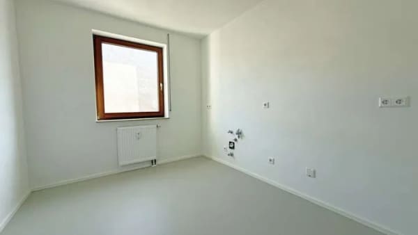 Immobilie in Lichtenstein - Top-Wohnung zum Sofortbezug - nur noch Koffer packen - Bild 2