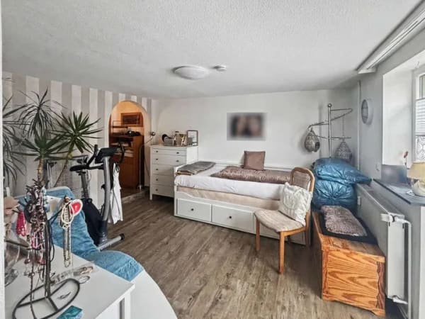 Immobilie in Zierenberg - Charmantes Einfamilienhaus mit großem Potenzial in zentraler Lage von Zierenberg - Bild 4