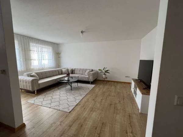 Immobilie in Krauchenwies - Mtl. 545€ Rate für Eigennutzer!!! Schöne 4,5 Zi-Whg. mit Balkon in Ablach zu verkaufen! (6) (ID-130) - Bild 2