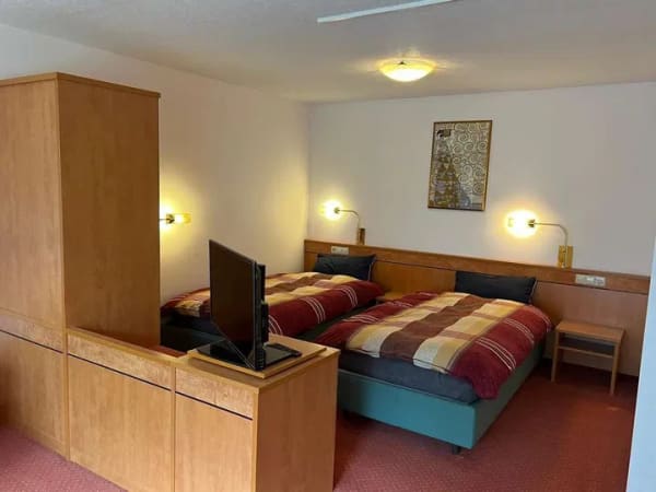 Immobilie in Altensteig - Bio-Energiedorf Wart/Schwarzwald: provisions.- und mietfreies Appartement am Waldrand - Bild 2