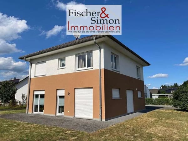 Immobilie in Liebenau - Liebenau-gepflegte Stadtvilla Bj. 2012 mit großzügigem Raumangebot-attraktive Alternative zum Neubau - Bild 0