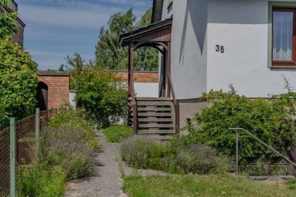 Immobilie in Velgast - Gepflegtes Einfamilienhaus mit beheizter Doppelgarage und viel Potenzial - Bild 3
