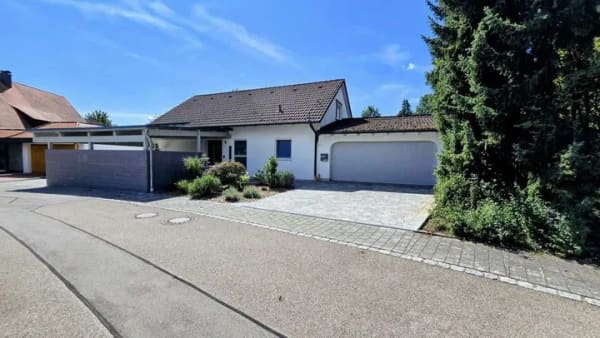 Immobilie in Mödingen - Provisionsfreies Einfamilienhaus in Wittislingen: 2.190m² Traumgrund, Außenpool, Whirlpool & Sauna - Bild 3