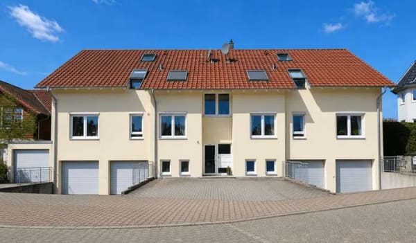 Immobilie in Kürnbach - 2-Zimmer-Wohnung mit Terrasse, Garten und Garage - Bild 0