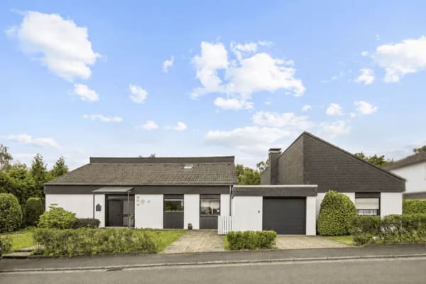 Immobilie in Lahntal - Einfamilienhaus mit Einliegerwohnung in Lahntal-OT Caldern - Bild 0