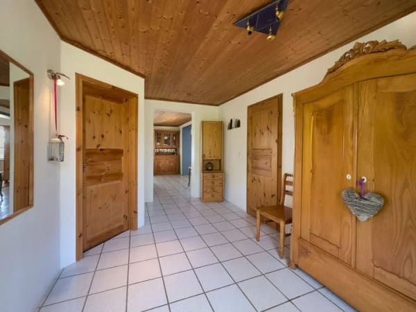 Immobilie in Dersau - Vielseitiges Zweifamilienhaus mit Panoramablick in Seenähe - Bild 3