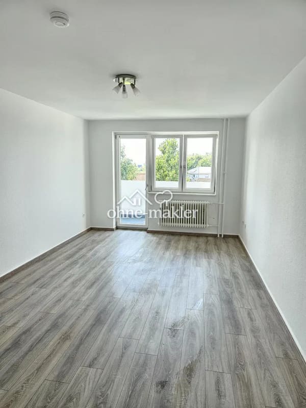 Immobilie in Wilster - Ihr Investment für die Zukunft: Sanierte Wohnung mit Balkon - Bild 0