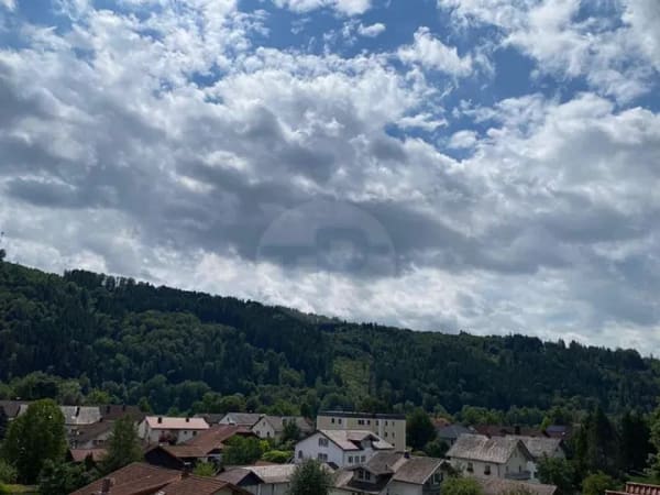 Immobilie in Obernzell - 2,5-ZIMMER-WOHNUNG MIT BALKON UND HERRLICHEM AUSBLICK - Bild 2