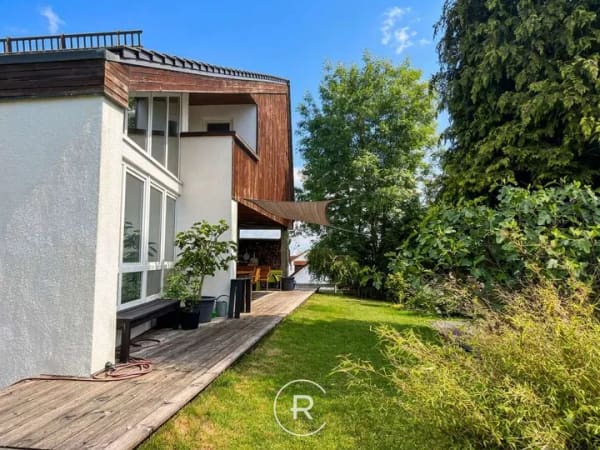 Immobilie in Reichertshofen - Großzügiges Einfamilienhaus mit Einliegerwohnung und traumhaftem Garten - Bild 0