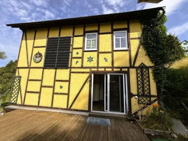 Immobilie in Neuhaus am Rennweg - Historischer Charme trifft Landidylle–einzigartiges Anwesen mit 3 Wohneinheiten - Bild 2