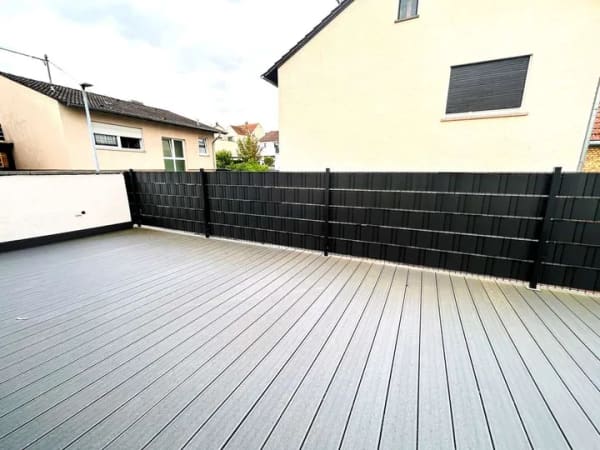Immobilie in Hackenheim - Kompakte Maße, maximale Raumnutzung: Wohnhaus mit Carport und großer Dachterrasse - Bild 2