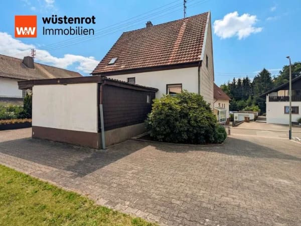 Immobilie in Bann - Attraktiver Einstieg ins Eigenheim – Freistehendes Einfamilienhaus in Bann mit Potenzial - Bild 1