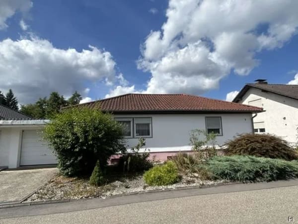 Immobilie in Neckargemünd - Familienfreundliches Einfamilienhaus mit Garage und Garten - Bild 0