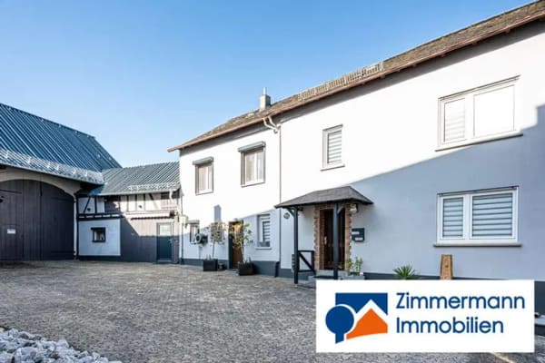 Immobilie in Biebrich - ***Schöne Räume für Träume: großes Anwesen mit Herz und Potenzial*** - Bild 0
