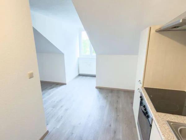Immobilie in Bad Rodach - Vermietete Maisonettewohnung als Kapitalanlage - über 6 % Anfangsrendite inkl. TG-Stellplatz - Bild 2