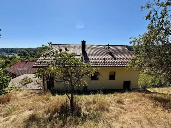 Immobilie in Ensdorf - Charmantes Einfamilienhaus mit Einliegerwohnung in Ensdorf - Bild 2