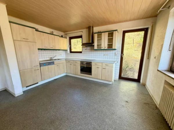 Immobilie in Ensdorf - Charmantes Einfamilienhaus mit Einliegerwohnung in Ensdorf - Bild 3