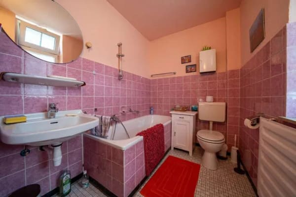 Immobilie in Neustadt - Charmantes Zweifamilienhaus mit Einliegerwohnung in Neustadt - Bild 1
