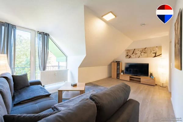 Immobilie in Hohe Börde - Bezugsfrei & modernisiert: Eigentumswohnung mit Balkon und Stellplatz - Bild 2