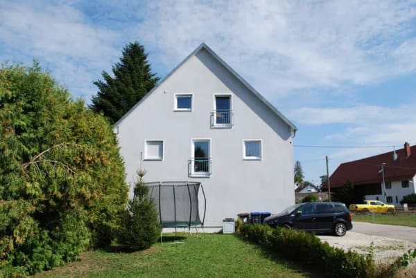 Immobilie in Schwabmünchen - Modernisiertes Mehrfamilienhaus mit 3 Wohnungen auf KfW75 Basis - Bild 3