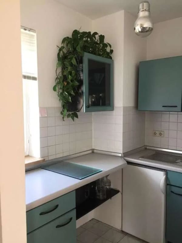 Immobilie in Zell am Main - Kompaktes Wohnglück: 2-Zimmer-Dachgeschosswohnung in Zell am Main - Bild 1